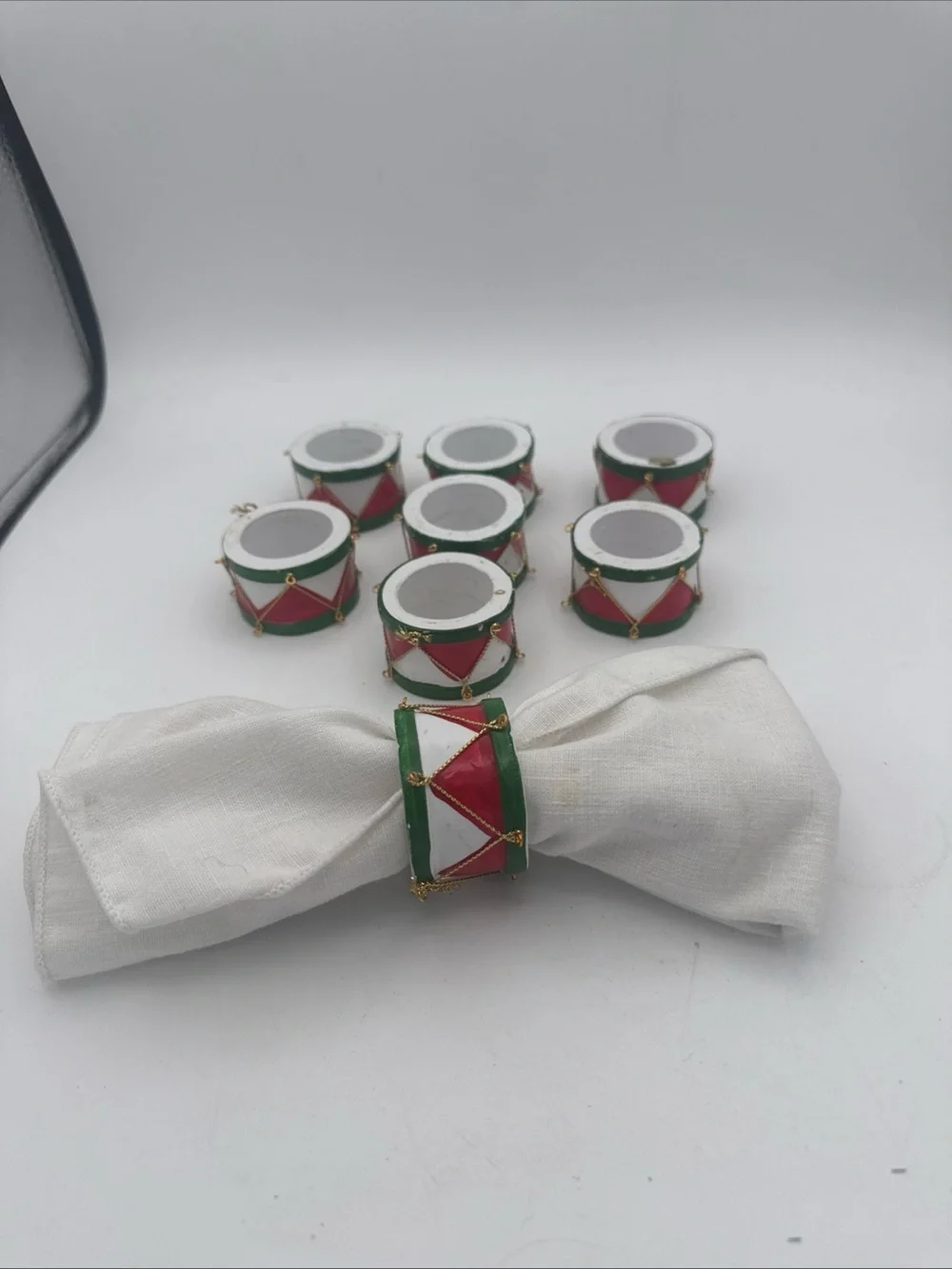 VTG Festive Drum Napkin Rings Set of 8 Red & Green
